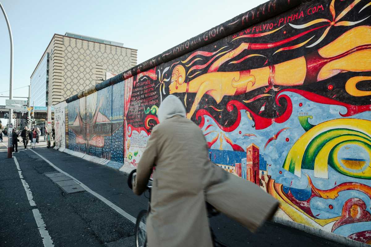 Local Murals - Street Art Safaris and Urban Legends